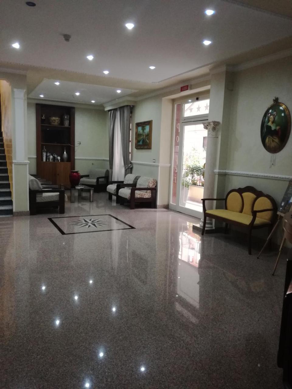 Hotel Pompei Fiuggi Buitenkant foto