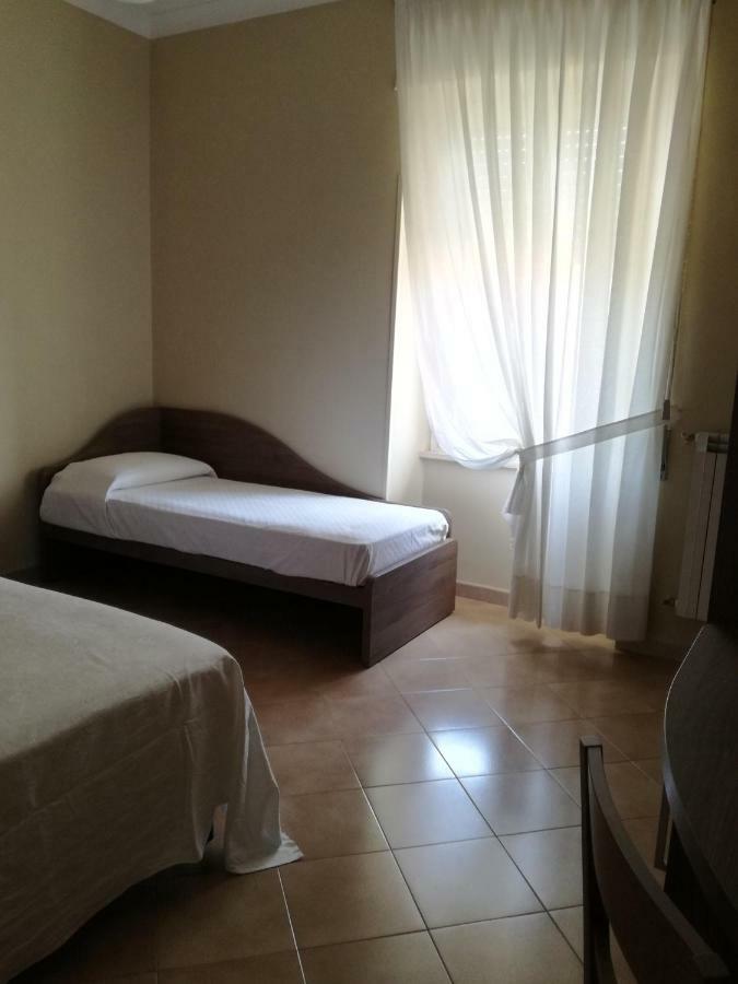 Hotel Pompei Fiuggi Buitenkant foto