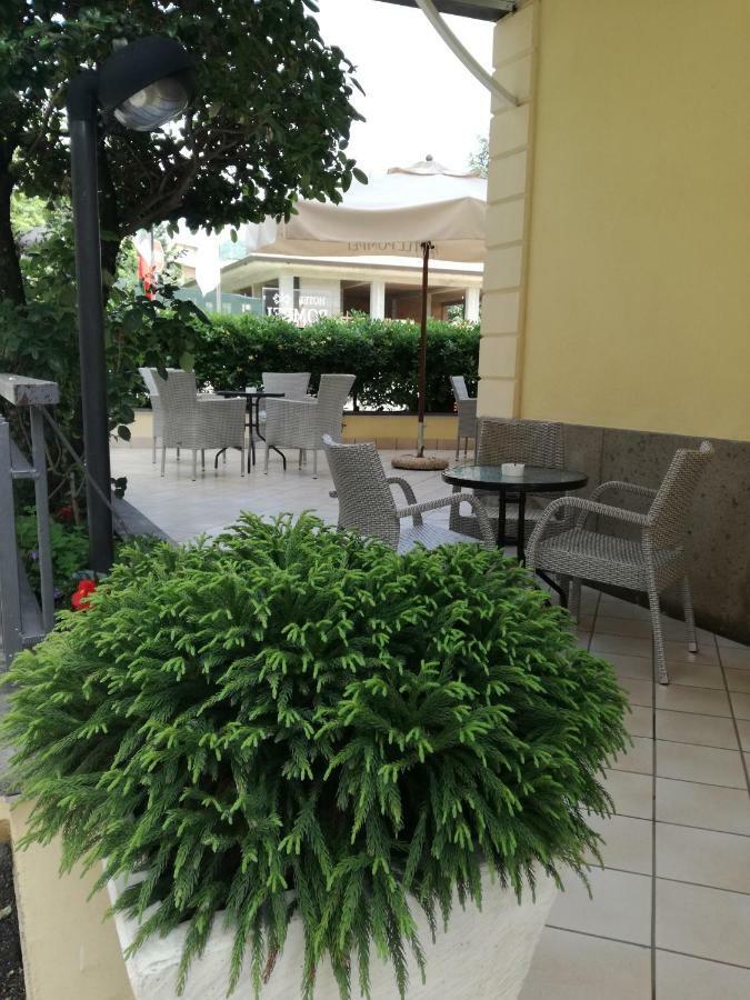 Hotel Pompei Fiuggi Buitenkant foto